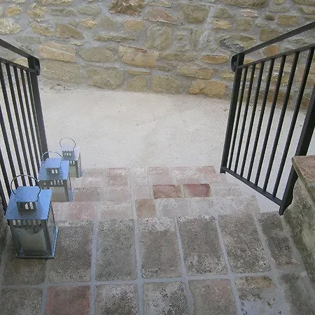 Agriturismo Caresto Carbonesca