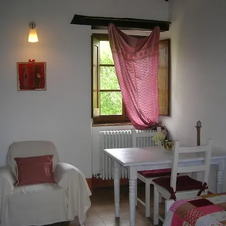 Vakantieboerderij Agriturismo Caresto Carbonesca